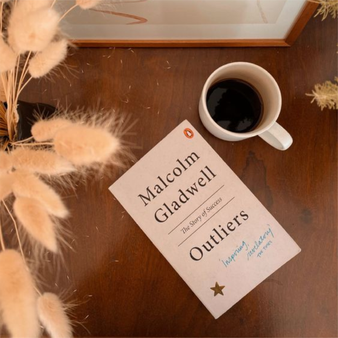 Outliers - Những kẻ xuất chúng hay cơ hội ngàn năm có một